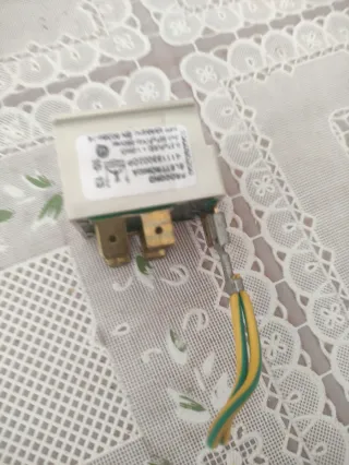 Relé antiparasitario. Modelo Zanussi TempoLine