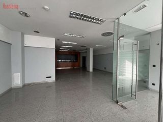 Local comercial en venta en Piñeiros- Freixeiro en Narón