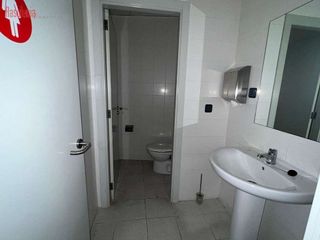 Local comercial en venta en Piñeiros- Freixeiro en Narón