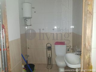 Local comercial en venta en Pardinyes - Riu Segre - Mitjana en Lleida