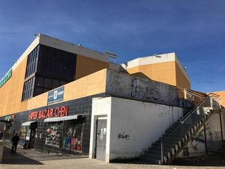 Local comercial en venta en Cabanillas del Campo