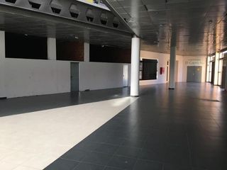 Local comercial en venta en Cabanillas del Campo