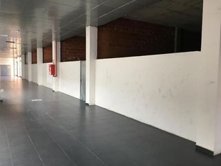 Local comercial en venta en Cabanillas del Campo