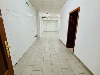 Local comercial en alquiler en Hospital en Valladolid