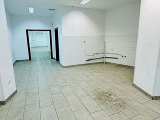 Local comercial en alquiler en Hospital en Valladolid