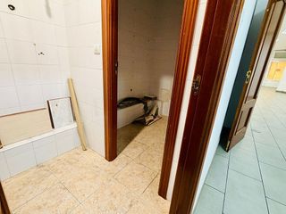 Local comercial en alquiler en Hospital en Valladolid