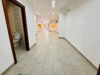 Local comercial en alquiler en Hospital en Valladolid