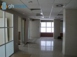 Local comercial en venta en Los Valles-San Vazquez-El Fuerte en Guadalajara