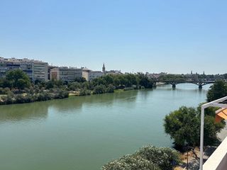 Piso en alquiler en Triana Casco Antiguo en Sevilla