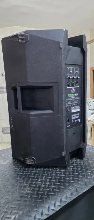 Mackie Thump 15A Activo 1300W