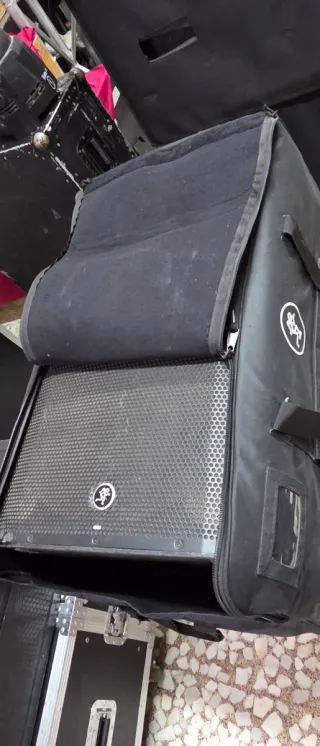 Mackie Thump 15A Activo 1300W