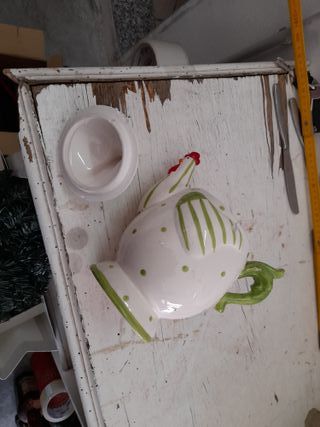 Teiera gallina bianca e verde