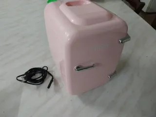 Mini Frigo Rosa YASHE