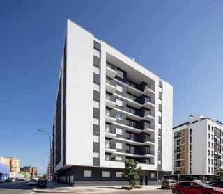 Piso en alquiler en Parque Mediterráneo - Santa Paula en Málaga