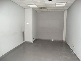 Local comercial en venta en Constitución-El Balconcillo en Guadalajara