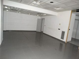 Local comercial en venta en Constitución-El Balconcillo en Guadalajara
