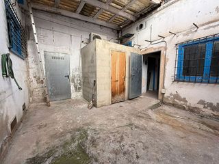 Local comercial en venta en Centre en Hospitalet de Llobregat, L´