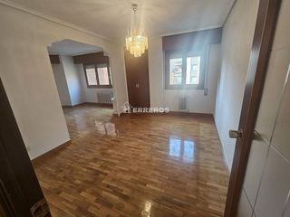 Piso en venta en Oeste en Logroño