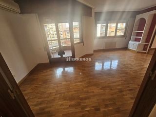 Piso en venta en Oeste en Logroño
