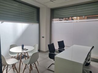 Local comercial en venta en La Constitución - Canaleta en Mislata