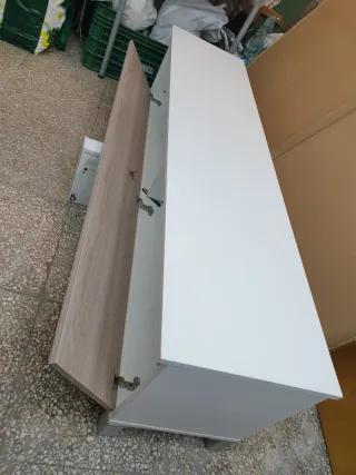 Mueble Comedor Blanco y Madera