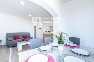 Piso en venta en Empuriabrava en Castelló d´Empúries