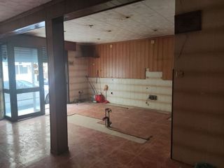 Local comercial en venta en El Castell-Poble Vell en Castelldefels