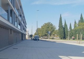 Local comercial en alquiler en Las Villas - Sta Ana en Valladolid