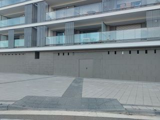 Local comercial en alquiler en Las Villas - Sta Ana en Valladolid