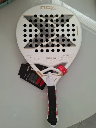 Pala Nox AT10 Genius Xtreme 12K Tapia 2026