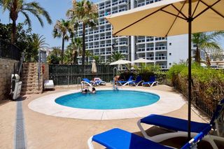 Piso en venta en Torrequebrada en Benalmádena