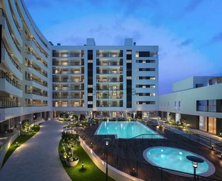 Piso en alquiler en Colores - Entreparques en Sevilla