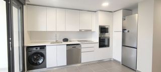 Piso en alquiler en Colores - Entreparques en Sevilla