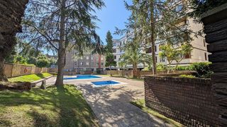 Piso en venta en Las Arenas Centro en Getxo