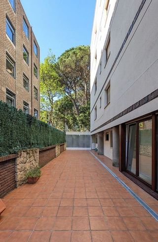 Piso en venta en Las Arenas Centro en Getxo