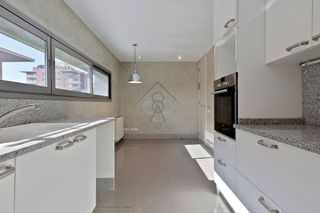 Piso en alquiler en Les Tres Torres en Barcelona