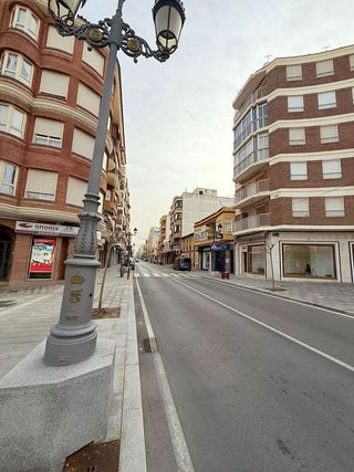 Local comercial en venta en Zona Pueblo en Guardamar del Segura