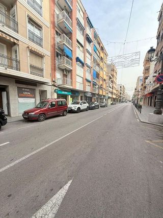 Local comercial en venta en Zona Pueblo en Guardamar del Segura
