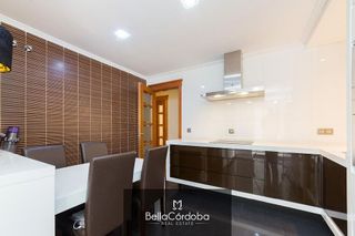 Piso en venta en Huerta de la Reina - Trassierra en Córdoba