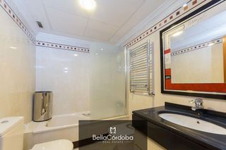Piso en venta en Huerta de la Reina - Trassierra en Córdoba