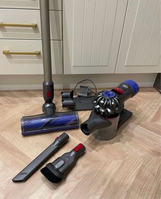 Aspirador Dyson V8