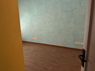 Local comercial en venta en Linares