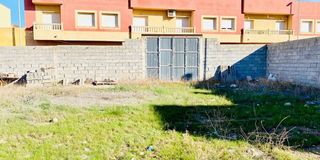 Terreno en venta en Roquetas Centro en Roquetas de Mar