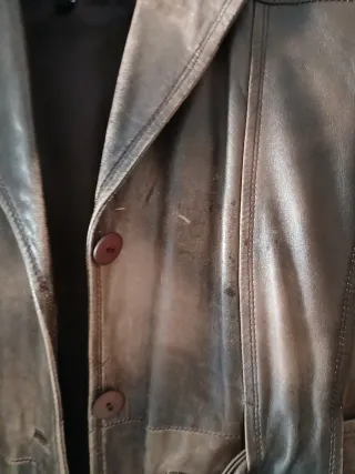 Chaqueta de piel marrón