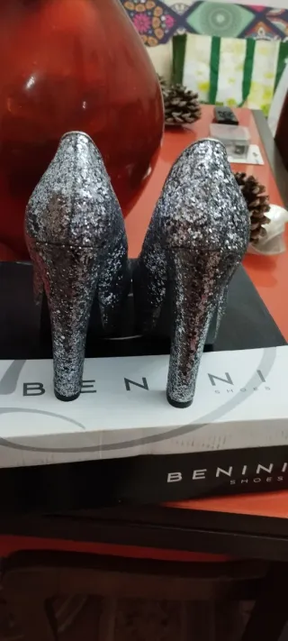 Zapatos de tacón BENINI plateados