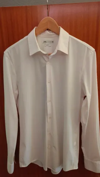 Camisa Zara Blanca y Pantalón Traje Azul