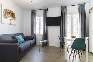 Estudio en alquiler en Parque Ayala - Jardín de la Abadía - Huelín en Málaga