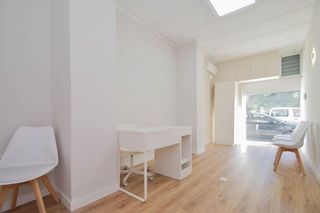 Local comercial en venta en Cervantes en Granada