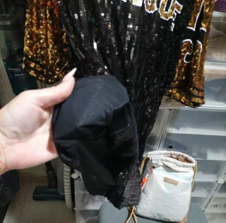 Vestido lentejuelas negro y dorado