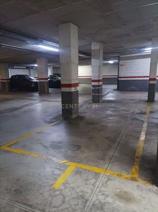 Garaje en venta en Sant Joan Despí